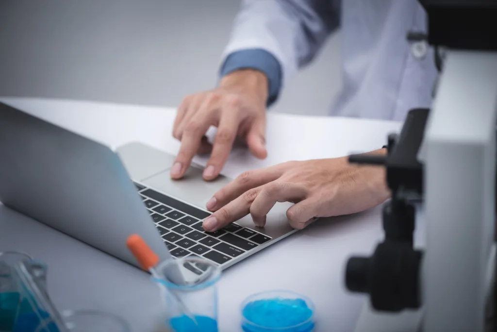 Medical scientists are analyzing data in the laboratory.